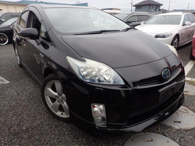 Toyota PRIUS 2011 — фото автомобиля 1