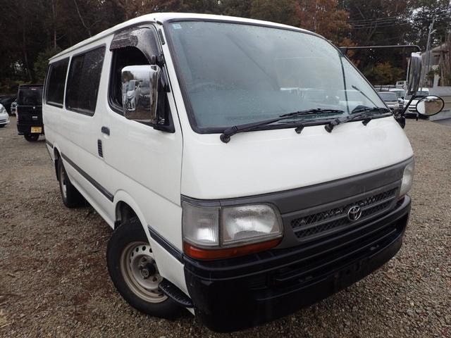 Toyota HIACE VAN 2002 — фото автомобиля