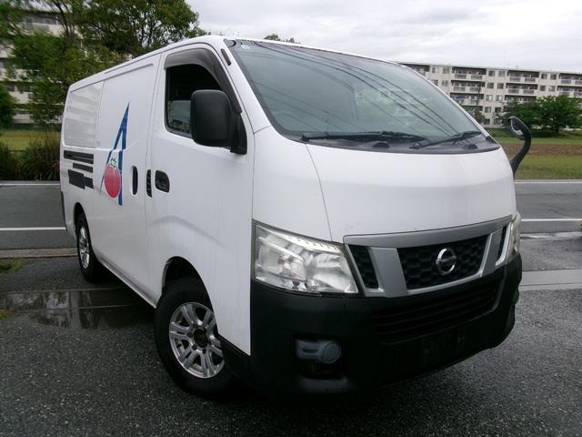 Nissan NV350CARAVAN VAN 2014 — фото автомобиля