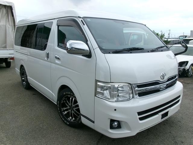 Toyota HIACE VAN 2010 — фото автомобиля