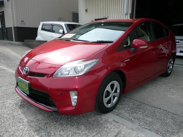 Toyota PRIUS 2013 — фото автомобиля 1