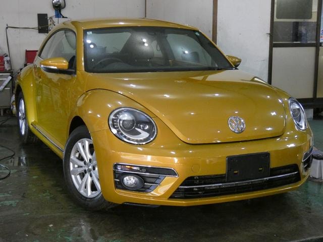 Volkswagen THE BEETLE 2017 — фото автомобиля 1