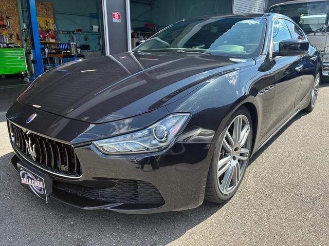 Maserati GHIBLI 2013 — фото автомобиля
