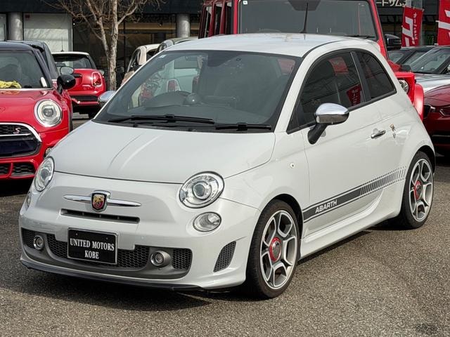 Abarth 595 2013 — фото автомобиля 1