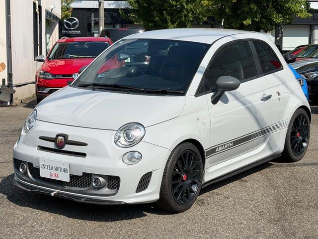 Abarth 595 2014 — фото автомобиля 1