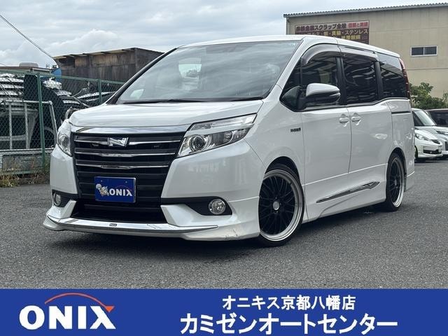 Toyota NOAH 2014 — фото автомобиля