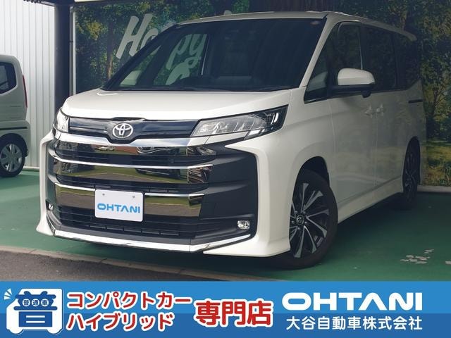 Toyota NOAH 2022 — фото автомобиля 1