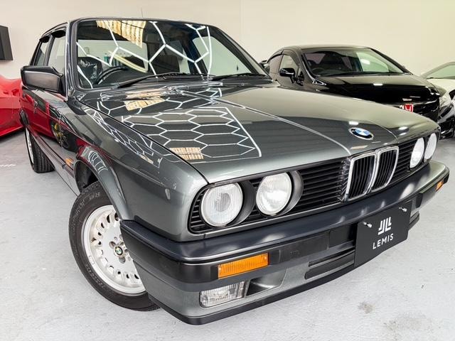 Bmw 3 SERIES 1988 — фото автомобиля 1