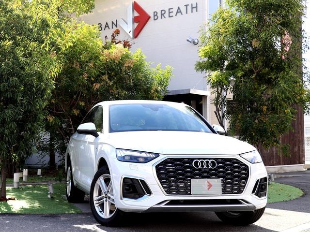 Audi Q5 SPORTBACK 2022 — фото автомобиля
