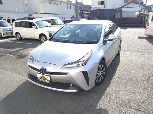 Toyota PRIUS 2019 — фото автомобиля 1