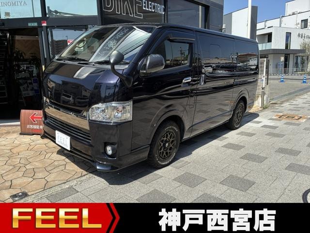 Toyota HIACE VAN 2017 — фото автомобиля 1