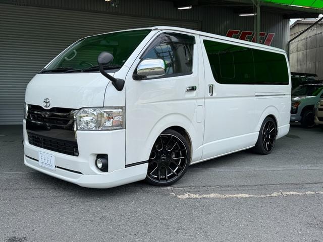 Toyota HIACE VAN 2017 — фото автомобиля 1