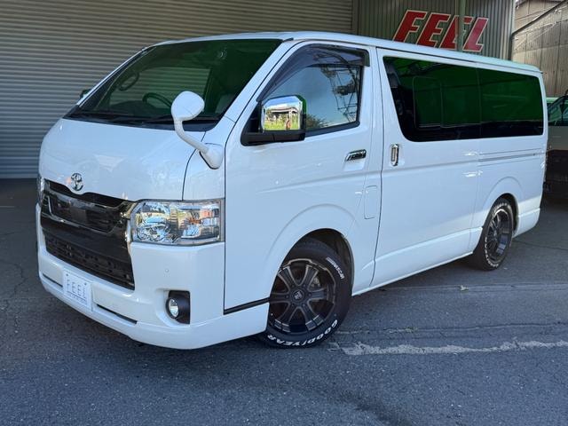 Toyota HIACE VAN 2022 — фото автомобиля 1