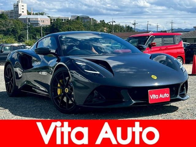 Lotus EMIRA 2023 — фото автомобиля 1