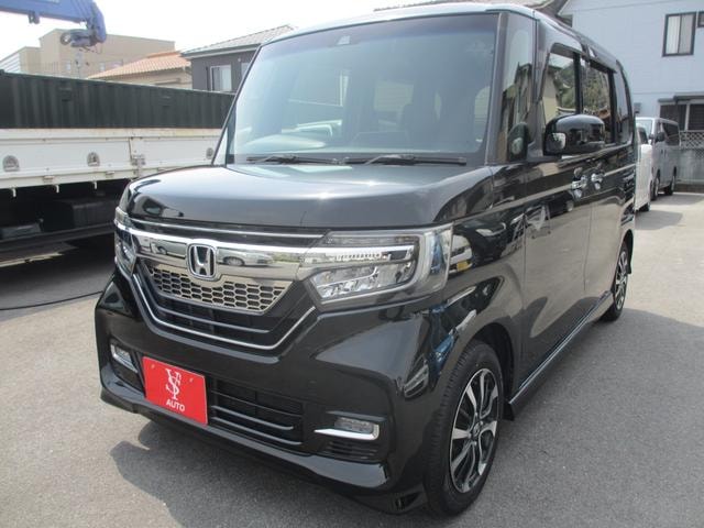 Honda N-BOX CUSTOM 2018 — фото автомобиля 1