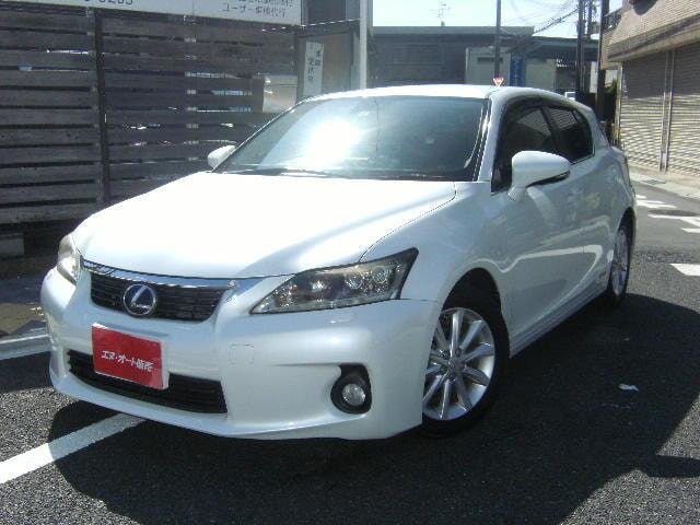 Lexus CT 2011 — фото автомобиля 1