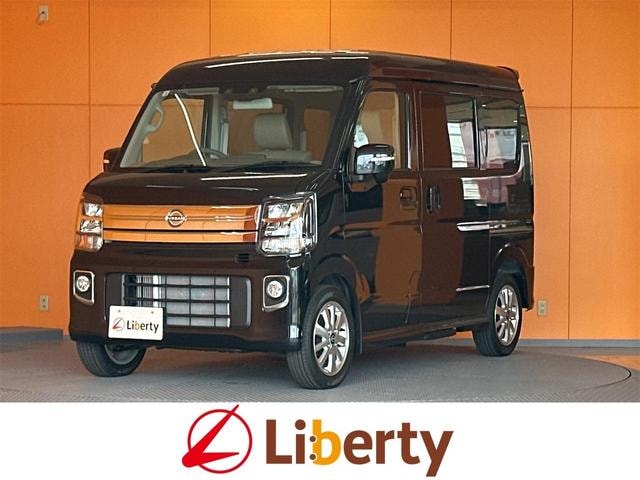 Nissan CLIPPER RIO 2026 — фото автомобиля