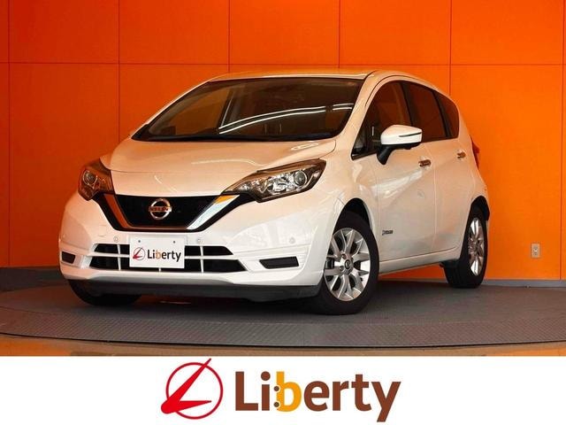 Nissan NOTE 2018 — фото автомобиля 1