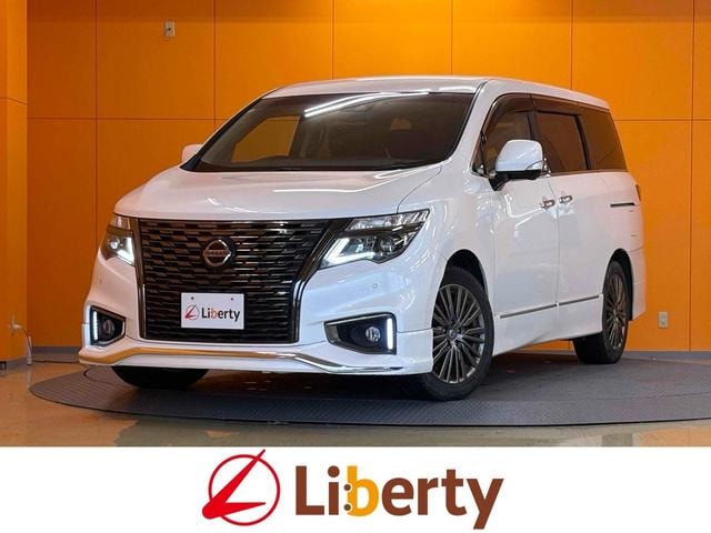 Nissan ELGRAND 2020 — фото автомобиля