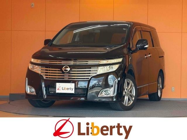 Nissan ELGRAND 2013 — фото автомобиля 1