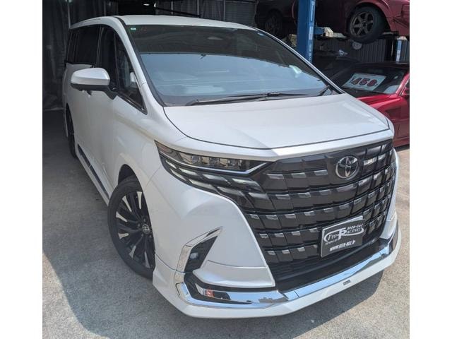 Toyota ALPHARD HYBRID 2025 — фото автомобиля