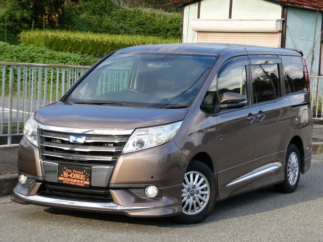 Toyota NOAH 2014 — фото автомобиля