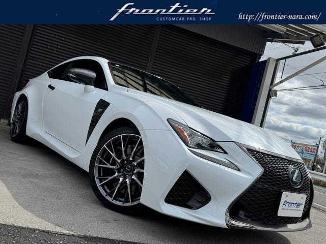 Lexus RC F 2015 — фото автомобиля 1
