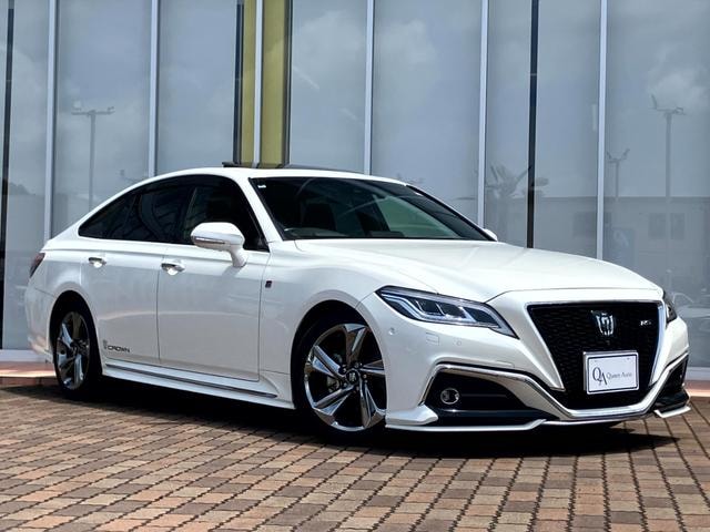 Toyota CROWN 2018 — фото автомобиля 1