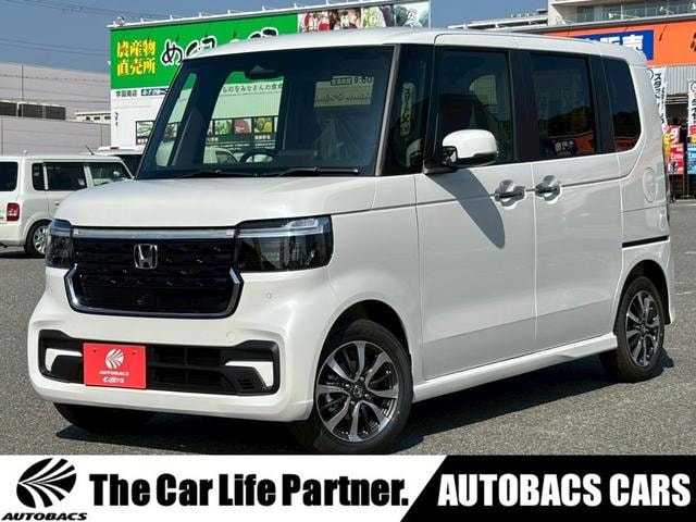 Honda N-BOX CUSTOM 2026 — фото автомобиля 1