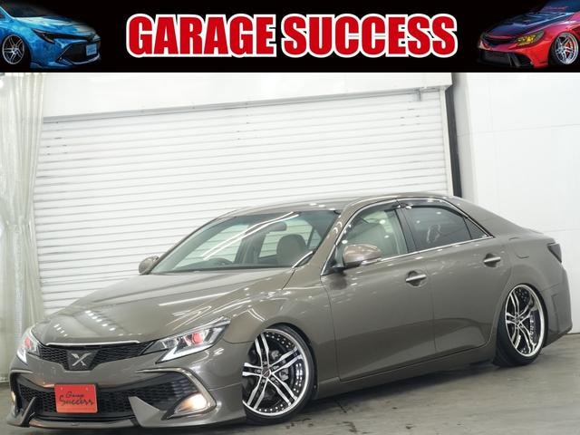 Toyota MARK X 2010 — фото автомобиля 1