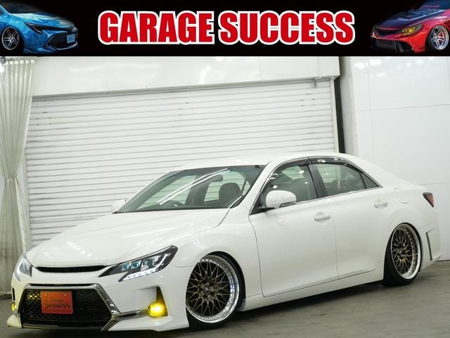 Toyota MARK X 2011 — фото автомобиля 1