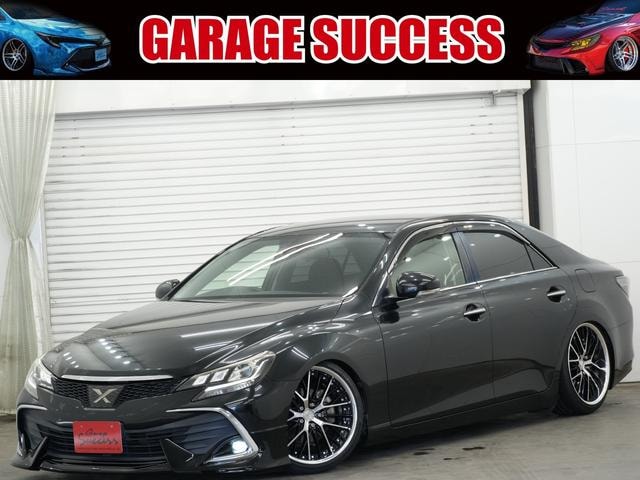 Toyota MARK X 2017 — фото автомобиля