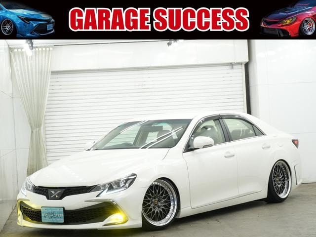 Toyota MARK X 2012 — фото автомобиля 1
