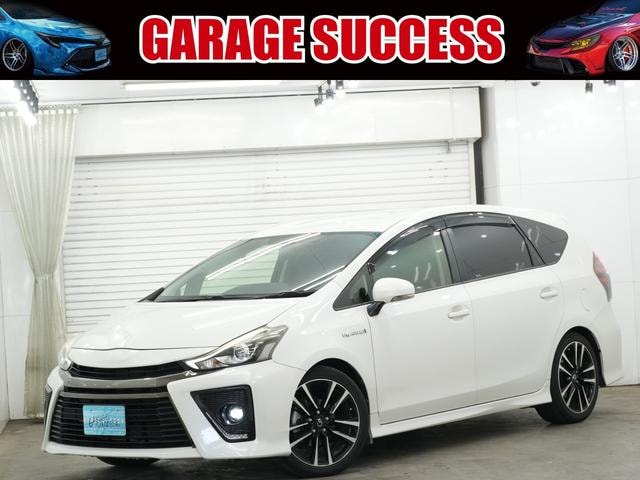 Toyota PRIUS ALPHA 2015 — фото автомобиля 1