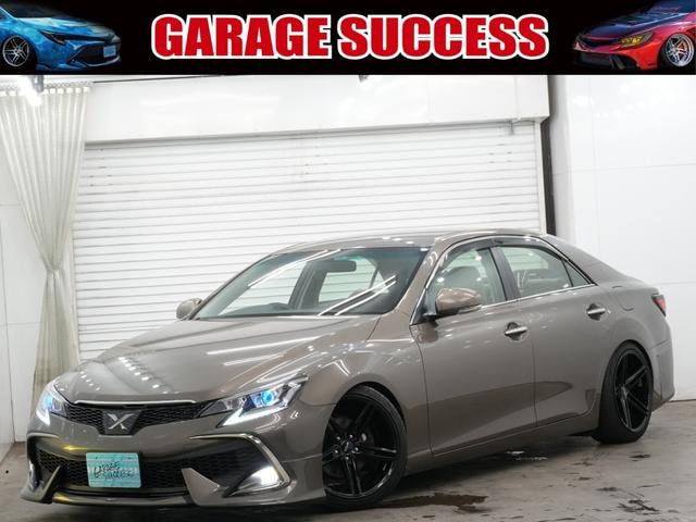Toyota MARK X 2010 — фото автомобиля 1