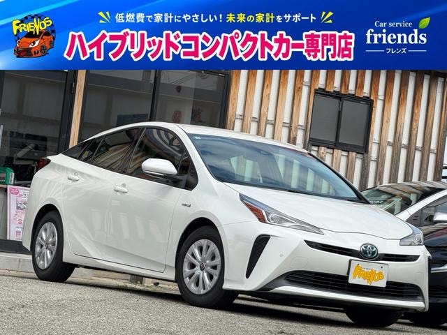 Toyota PRIUS 2019 — фото автомобиля 1