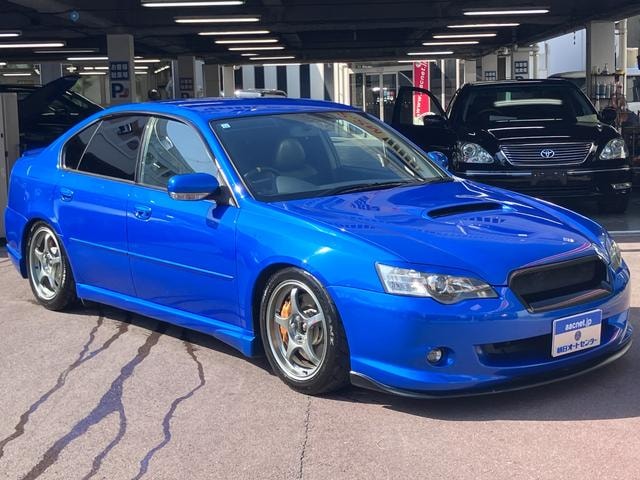 Subaru LEGACY B4 2005 — фото автомобиля 1