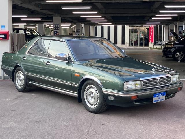 Nissan CEDRIC CIMA 1990 — фото автомобиля