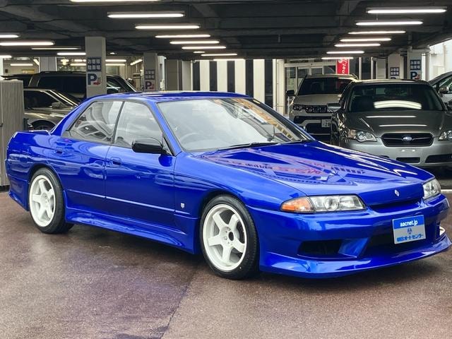 Nissan SKYLINE 1991 — фото автомобиля 1