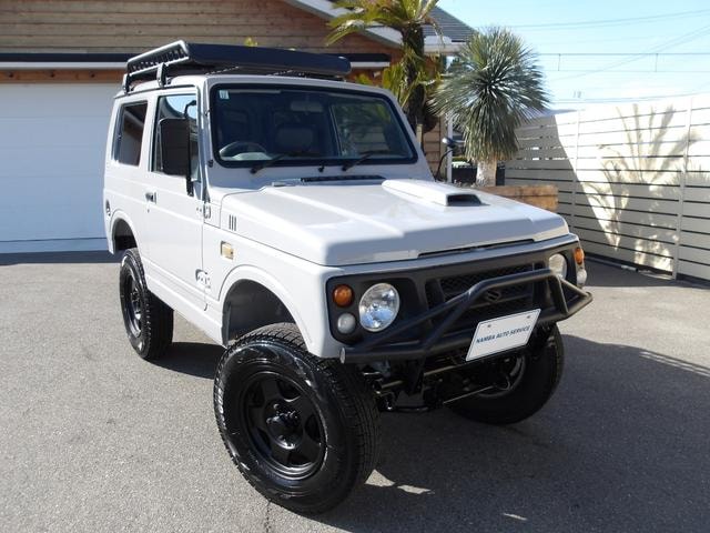 Suzuki JIMNY 1998 — фото автомобиля 1