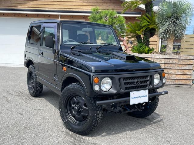 Suzuki JIMNY 1997 — фото автомобиля 1