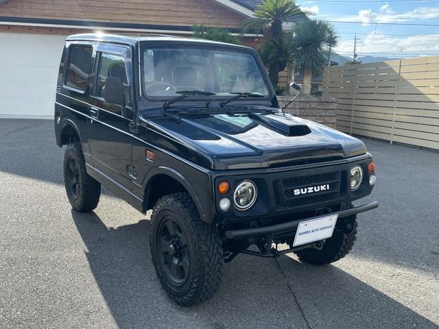 Suzuki JIMNY 1997 — фото автомобиля 1