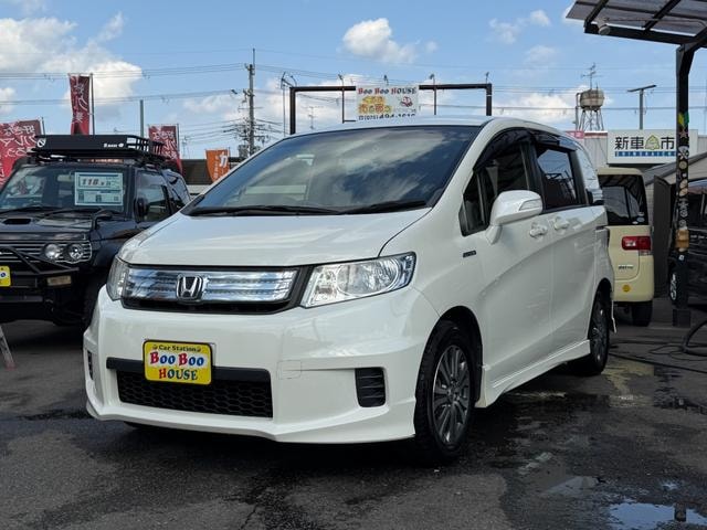 Honda FREED SPIKE HYBRID 2012 — фото автомобиля