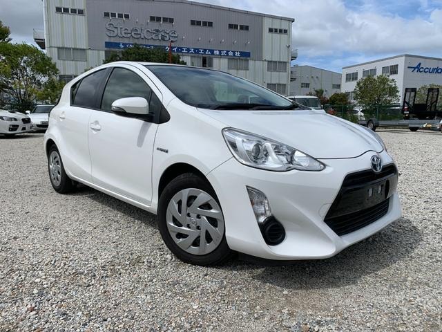 Toyota AQUA 2016 — фото автомобиля 1