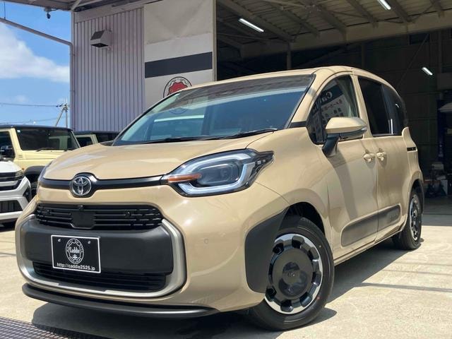 Toyota SIENTA 2026 — фото автомобиля