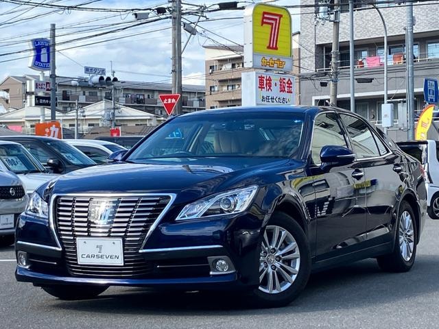 Toyota CROWN 2015 — фото автомобиля 1