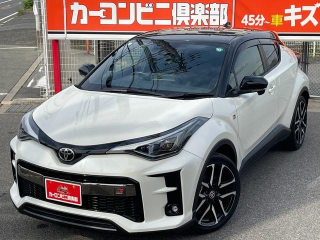 Toyota C-HR 2020 — фото автомобиля