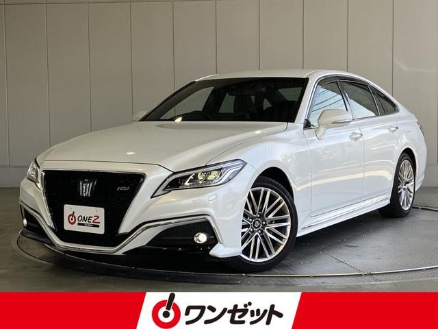 Toyota CROWN HYBRID 2022 — фото автомобиля 1