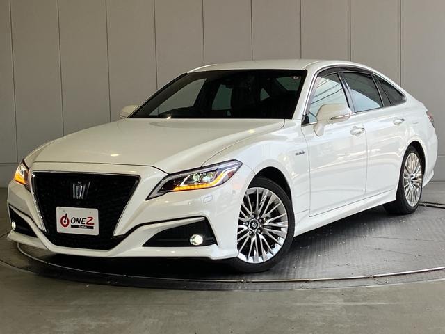 Toyota CROWN HYBRID 2018 — фото автомобиля