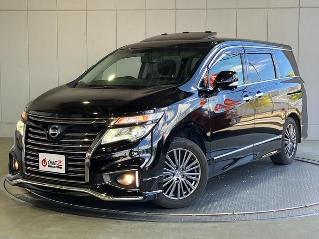 Nissan ELGRAND 2018 — фото автомобиля